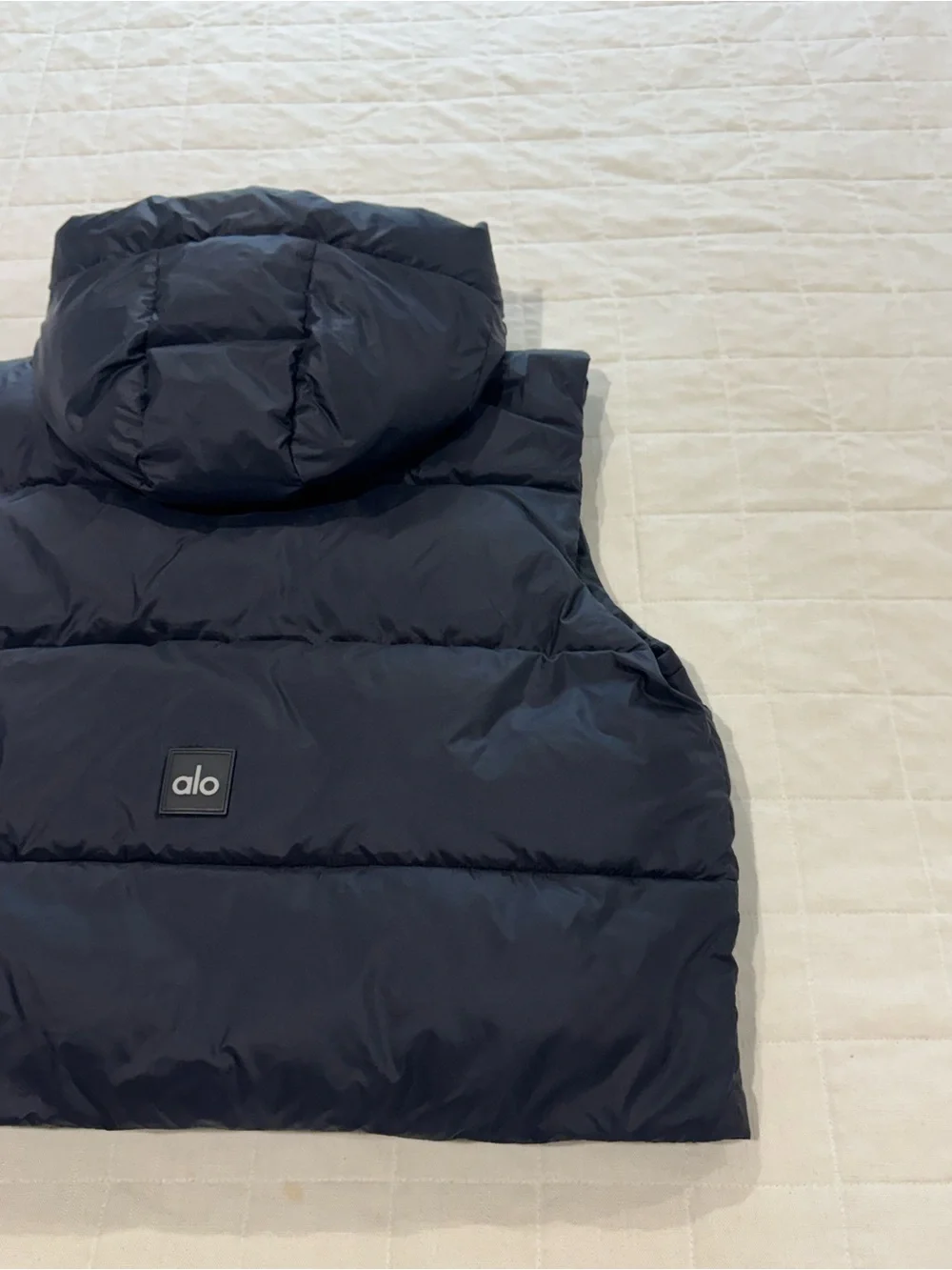 ALO Yoga Gold Rush Puffer Vest